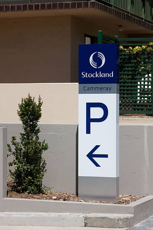 totem-directional-stockland